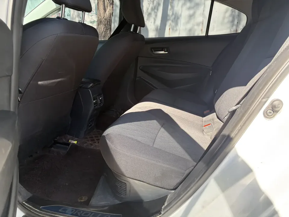 Toyota Corolla Corolla 2023 Intelligent Electric Hybrid Dual Engine 1.8L E-CVT Elite Edition 2023 — thumbnail 3
