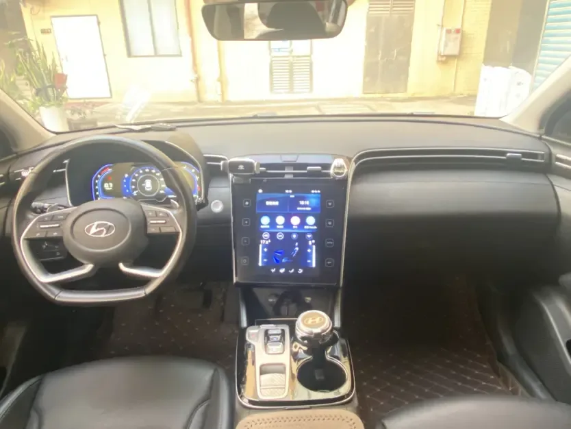 Hyundai tucson l Tucson 2023 Tucson L 1.5T GLX 2WD Elite Edition 2023 — миниатюра 3