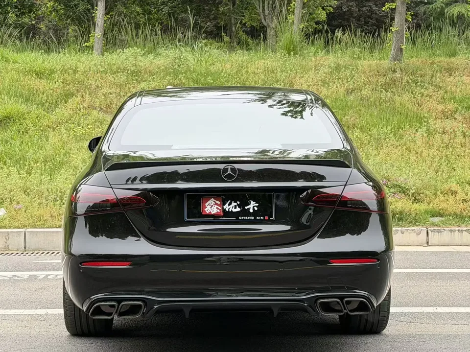 Mercedes-Benz E-Class E-Class 2022 Mercedes-Benz E-Class 2023 E 300 L luxury sedan 2022 — thumbnail 2