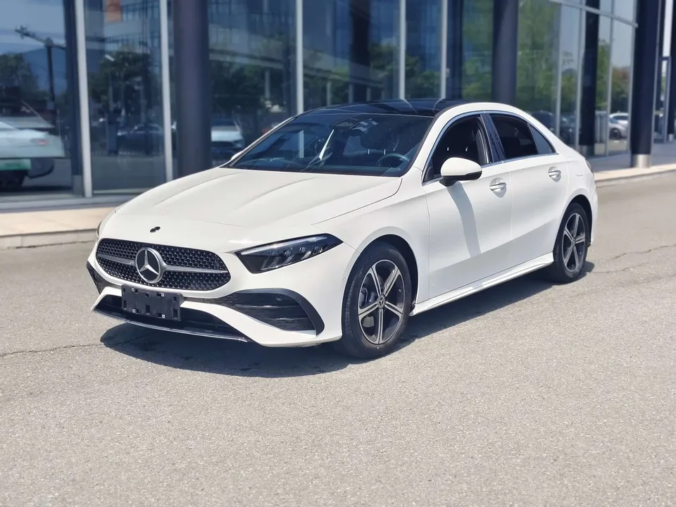 Mercedes-Benz Mercedes Benz A Class 2024