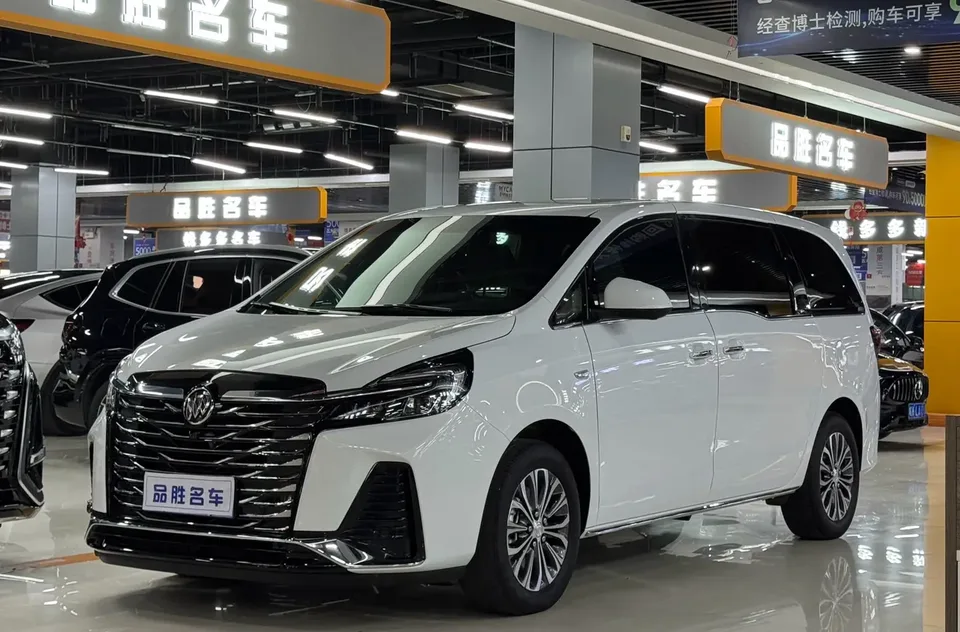 Buick GL8 2024