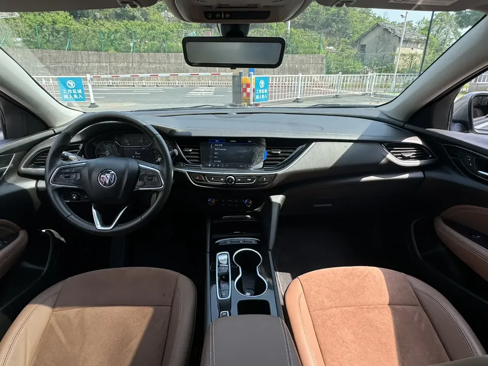 Buick Majesty Regal 2023 552T Smart Edition 2023 — миниатюра 5