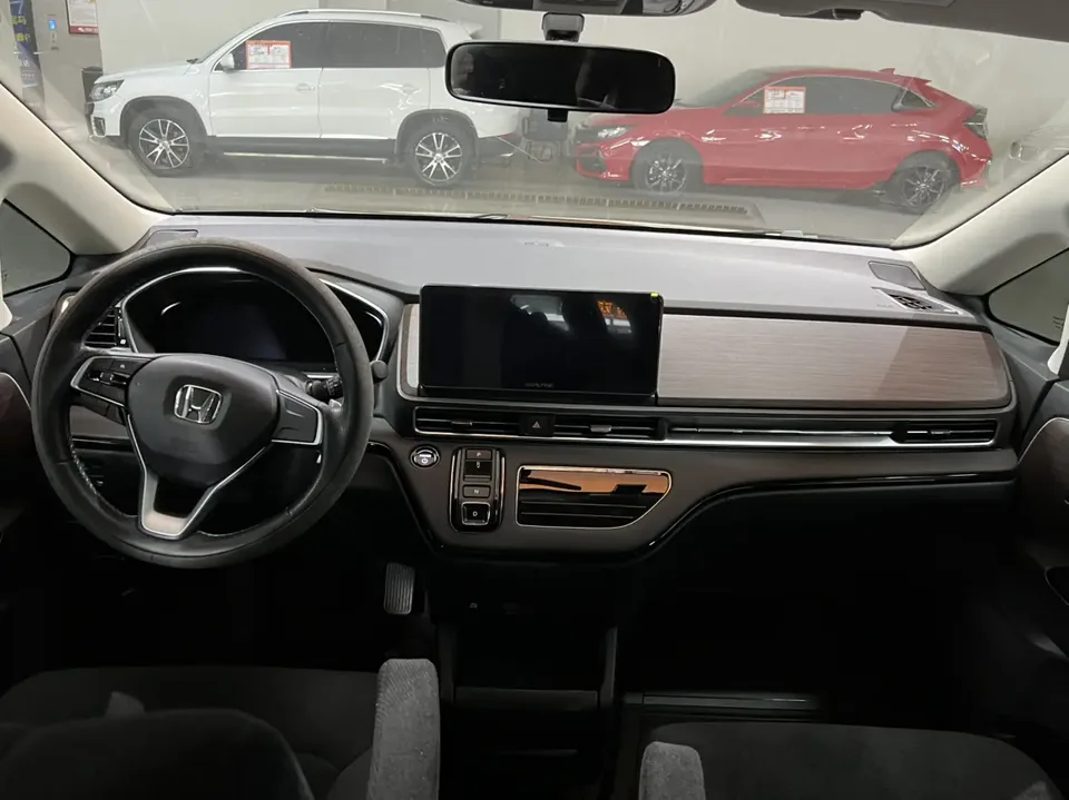 Honda Odyssey Odyssey 2024 2.0L Sharp Enjoy Edition 2024 — миниатюра 2