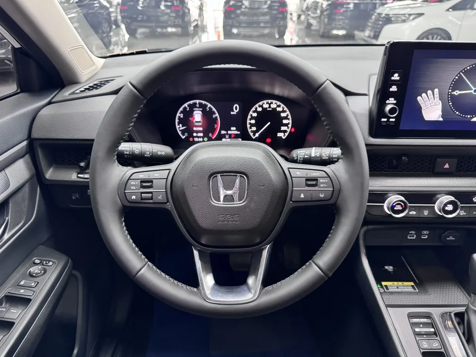 Honda CR-V Honda CR-V 2023 240TURBO CVT 2WD 5-seater version 2023 — миниатюра 3