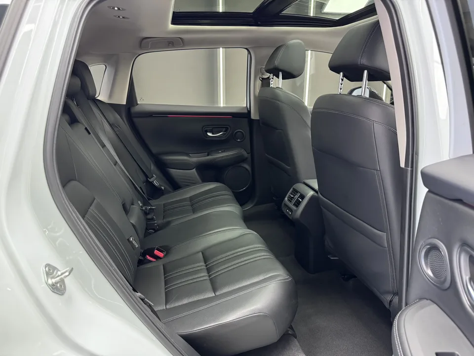 Honda HR-V 2.0L e:HEV dynamic version 2024 — миниатюра 4