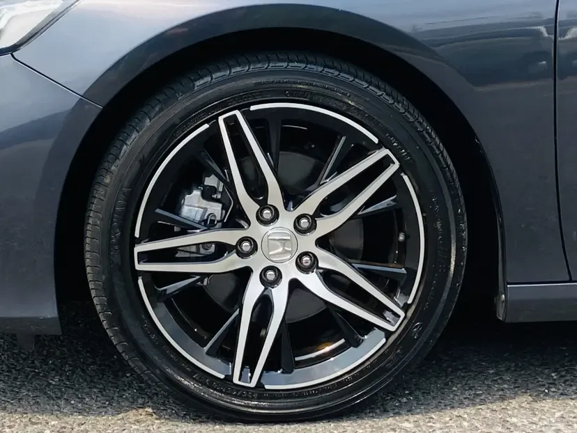 Honda Accord 2022 Accord Hybrid 2.0L Phantom Night Smart Edition 2023 — миниатюра 3