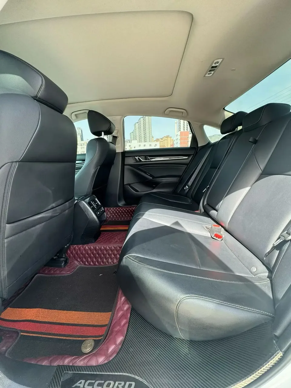 Honda Accord 2022 Accord 260TURBO Fantasy Night Premium Edition 2022 — миниатюра 3