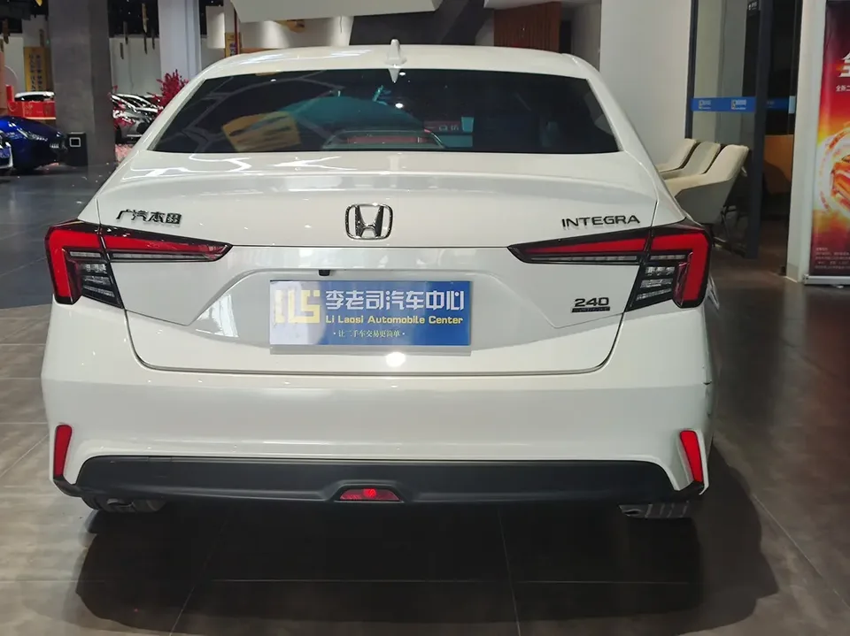 Honda Integra 240TURBO CVT Leading Edition 2024 — миниатюра 4
