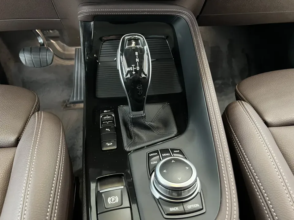 BMW X1 BMW X1 2022 xDrive25Li Premium 2022 — thumbnail 4