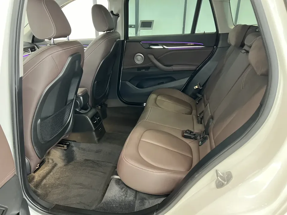 BMW X1 BMW X1 2022 xDrive25Li Premium 2022 — thumbnail 5