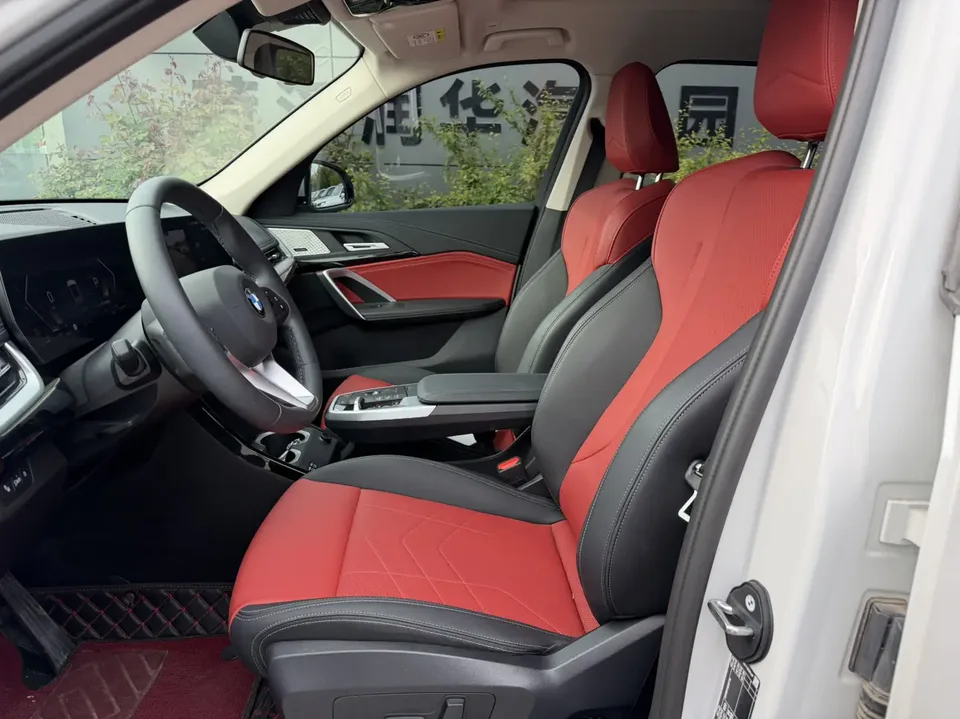 BMW X1 X1 2023 xDrive25Li X Design Package 2024 — thumbnail 3