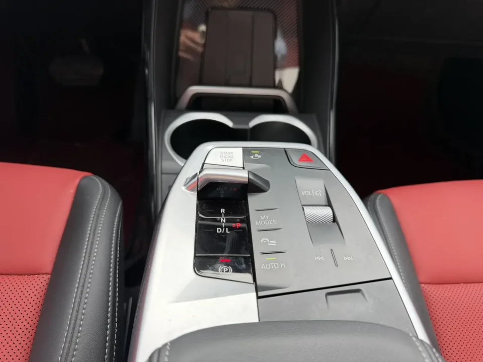 BMW X1 X1 2023 xDrive25Li X Design Package 2024 — thumbnail 5