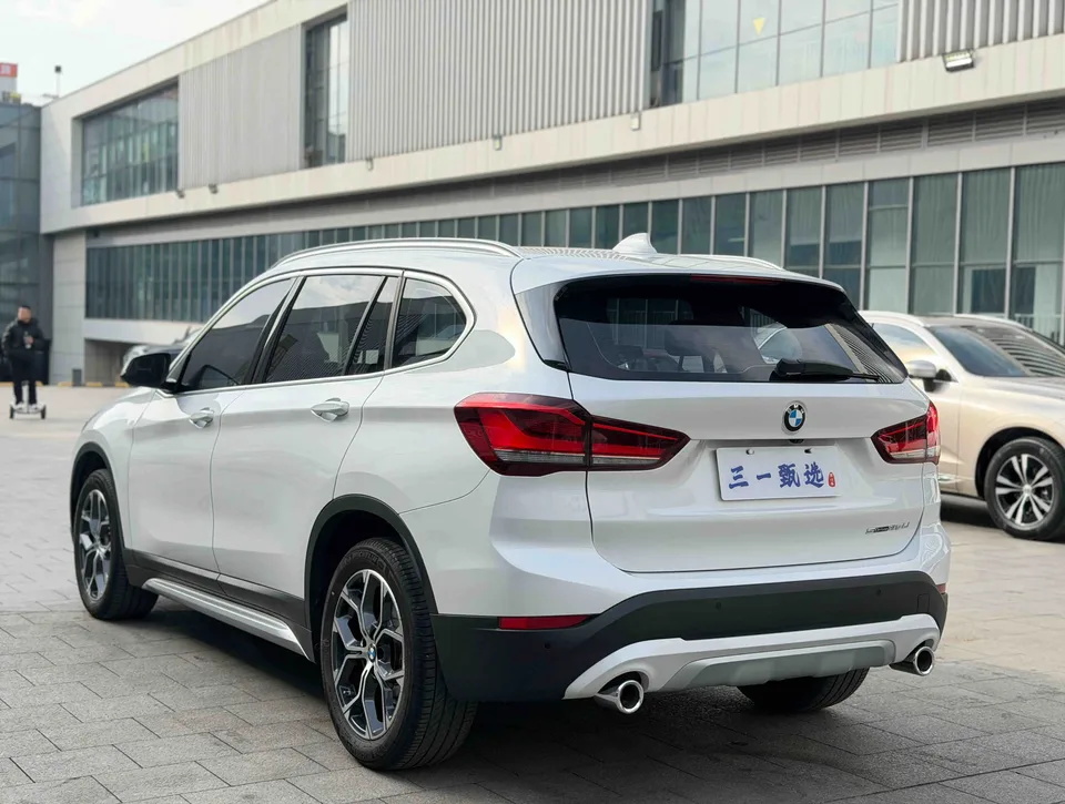 BMW X1 BMW X1 2022 sDrive20Li Fashion Edition 2022 — миниатюра 2