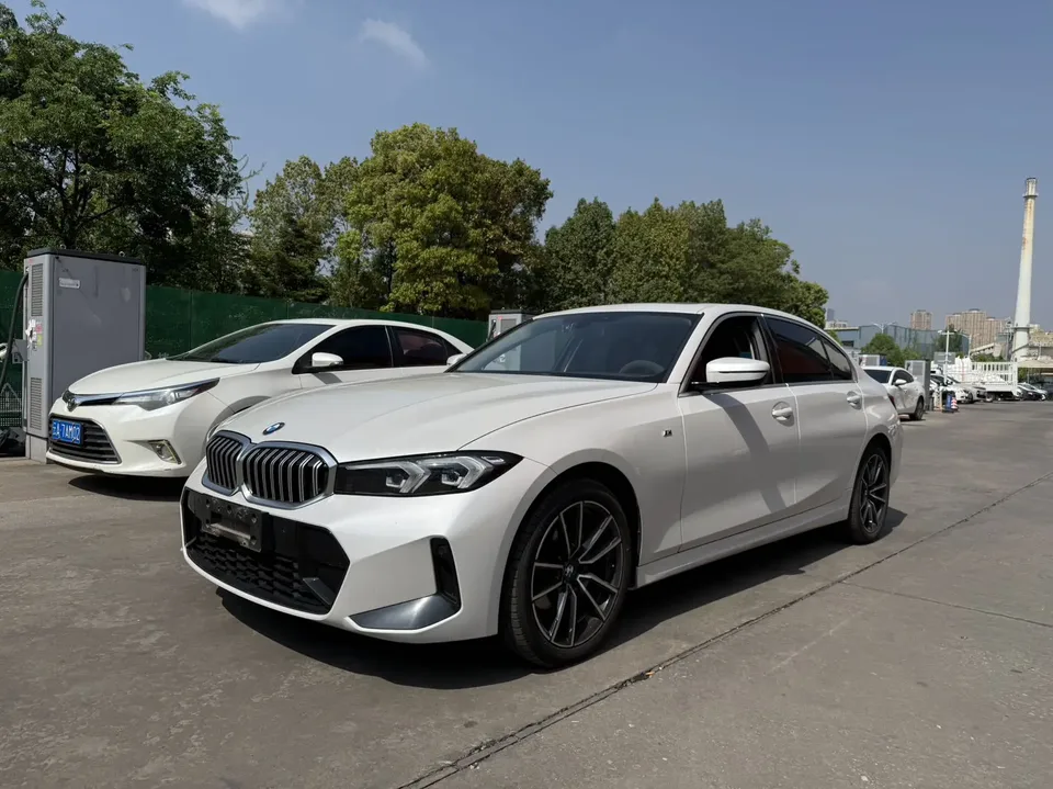 BMW 3 Series 2023