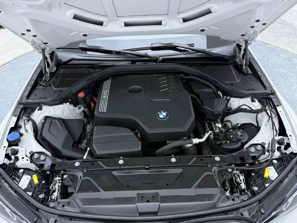BMW 3 Series 2023