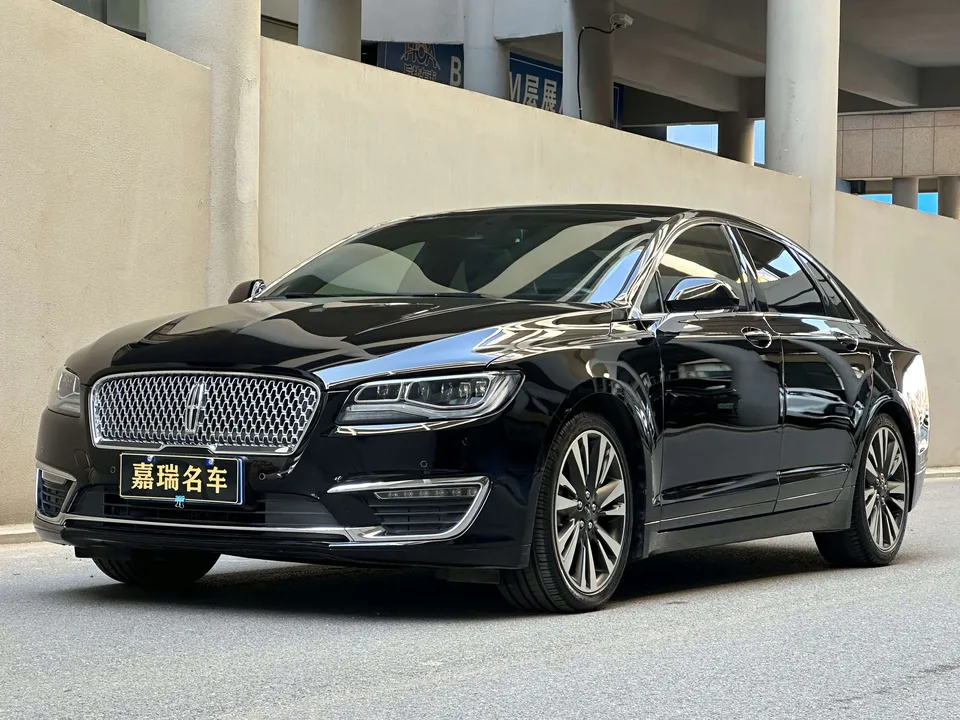 Lincoln MKZ 2025