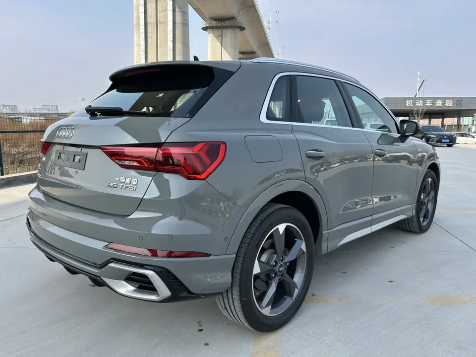 Audi Q3 Audi Q3 2024 35 TFSI Fashion Dynamic Edition 2023 — миниатюра 2