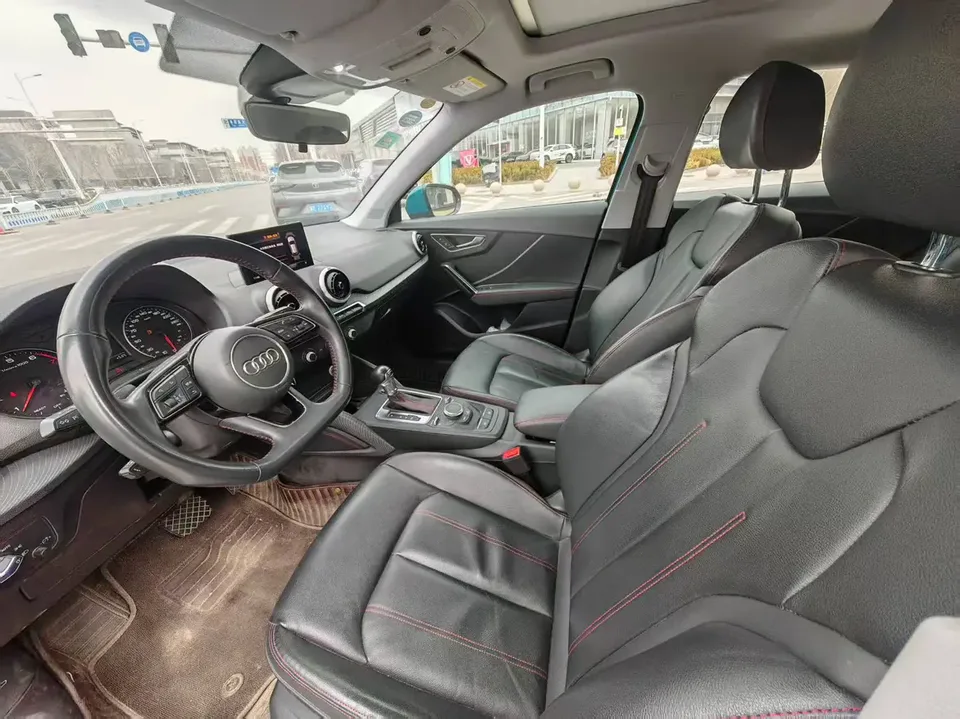 Audi Q2L Audi Q2L 2022 35 TFSI Fashion Dynamic Edition 2022 — миниатюра 4