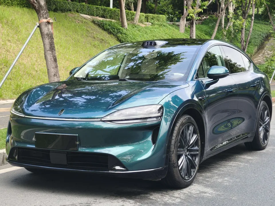 Luxeed Zhijie R7 Zhijie R7 2026 Pure electric Max+ (192-line LiDAR) 2025 — photo 1, buy with delivery to Moscow