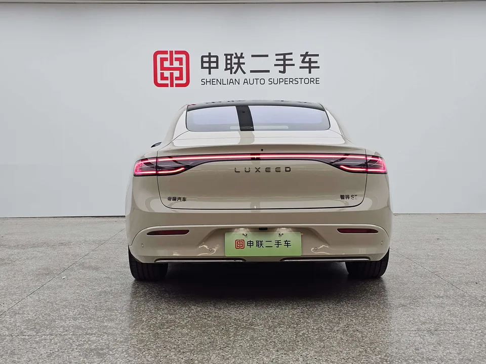 Luxeed SmartS7 SmartS7 2024 Zhijie S7 2024 super aviation version Max+ 2025 — thumbnail 2
