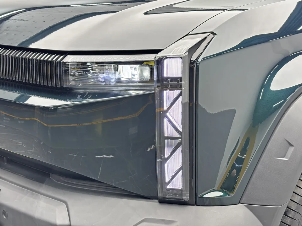 iCAR 03 two-wheel drive long-range version 2024 — миниатюра 5