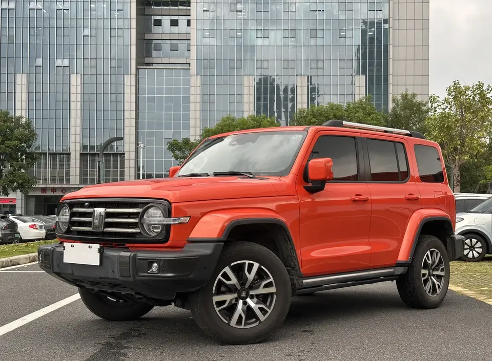 Tank 300 300 2021 City Edition 2.0T Very Stylish 2022 — photo 1, buy with delivery to Moscow