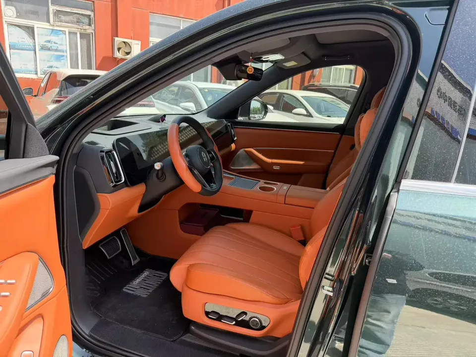 AITO QJM8 QJM8 2025 Extended Range Max+ Six-seat Edition 2025 — thumbnail 2