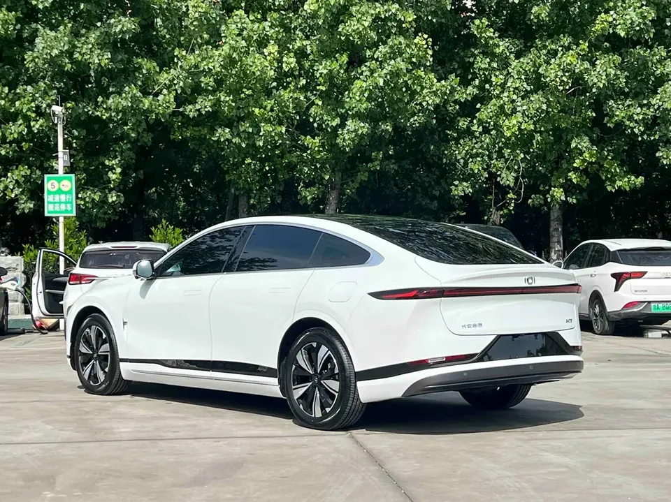 Changan Qiyuan A07 Blue Whale Extended Range 140 Elite Edition 2025 — миниатюра 2