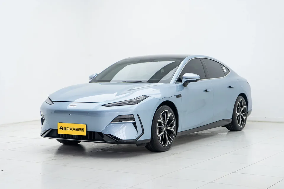 Geely Galaxy E8 2025