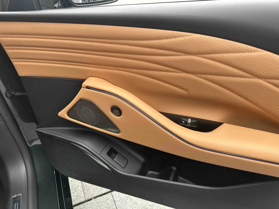 Geely Galaxy Star 8 PHEV 130km EM-P Starship Edition 2025 — миниатюра 3