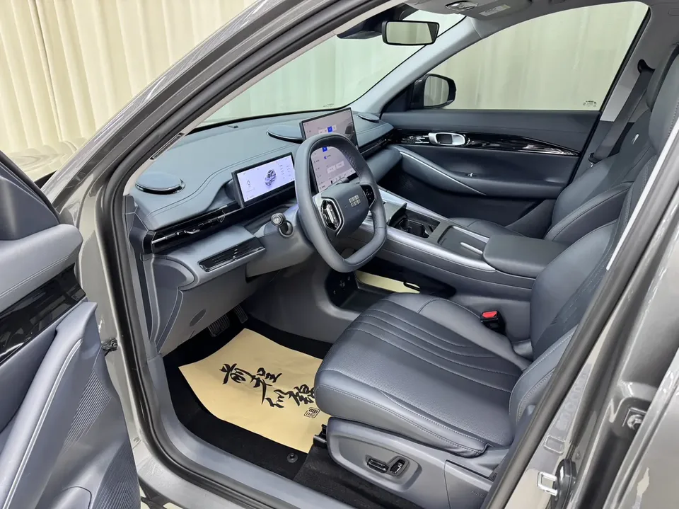 Geely Galaxy E5 440km Sailing Edition 2024 — миниатюра 4