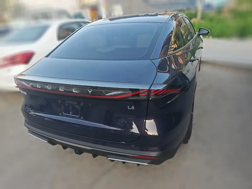 Geely Galaxy L6 2023