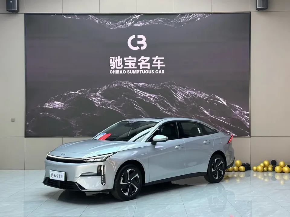 Geely Galaxy L6 2025