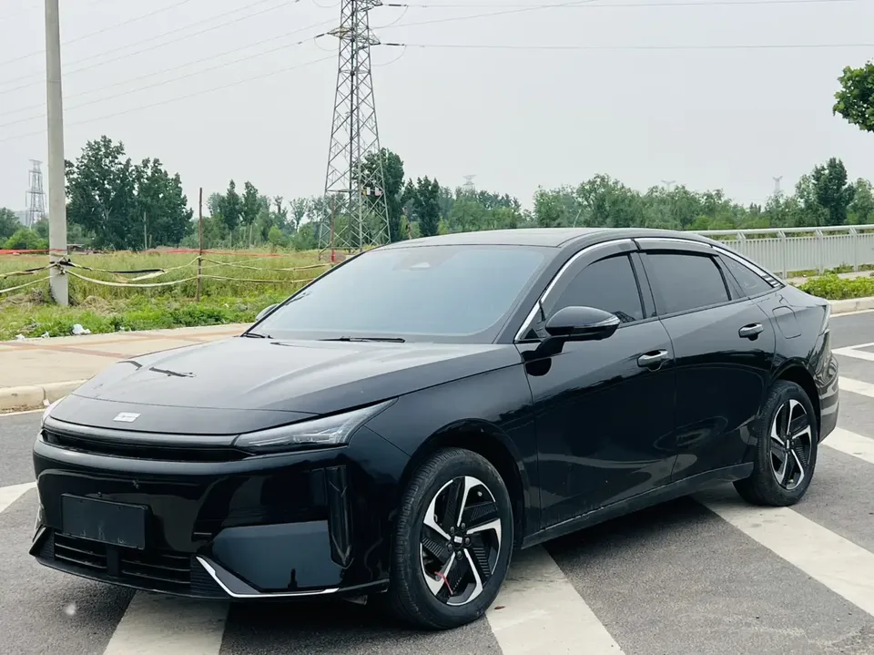 Geely Galaxy L6 2025