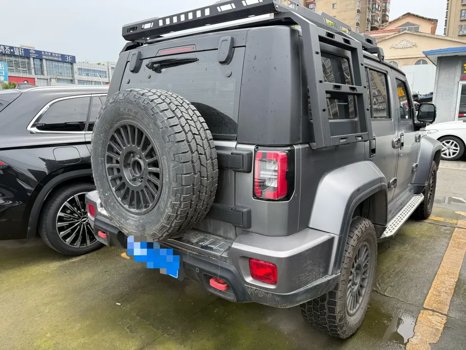 BAIC Beijing Off-road BJ40 Beijing Off-road BJ40 2023 2.0T Automatic 4WD Touring Tower Champion Edition 2023 — миниатюра 2