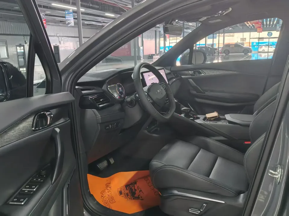 Lynk & Co 06 Lynk & Co 06 2023 Remix 1.5T Jin Pro 2024 — миниатюра 5