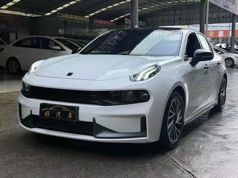 Lynk & Co 03 2022