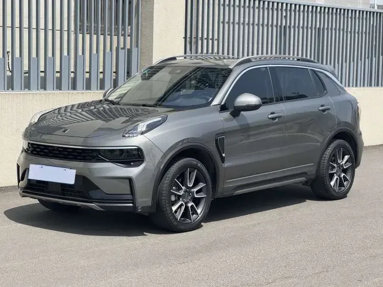 Lynk & Co 01 2022