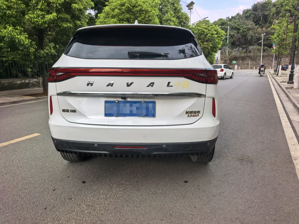 Haval H6 third generation 2.0T automatic four-wheel drive Max version 2023 — миниатюра 2