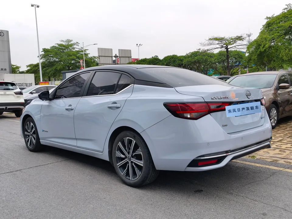 Nissan Sylphy Super Hybrid Electric Drive Ultra Luxury Ultra 2023 — миниатюра 5