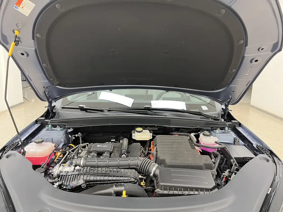 BYD Seal 05DM Intelligent Driving Edition DM-i 120KM Flagship Model 2025 — миниатюра 3