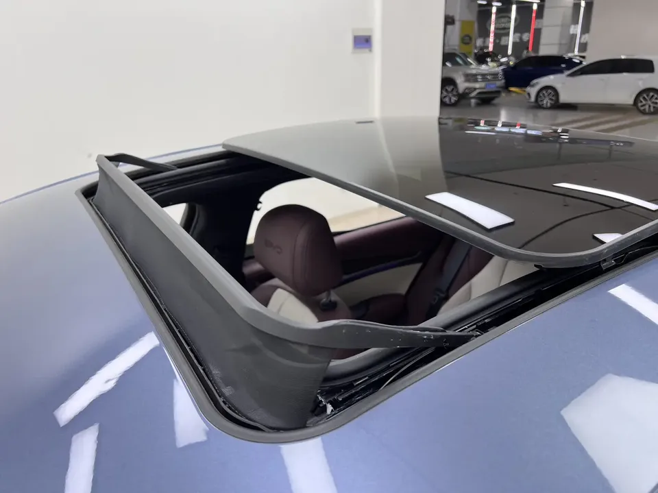 BYD Seal DM DM-i 1.5T 121KM Premium Edition 2024 — миниатюра 5