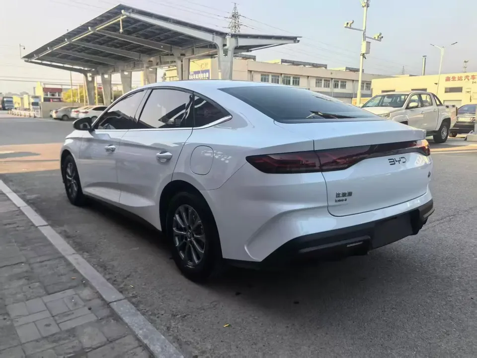 BYD Qin L DM DM-i 80KM Leading Model 2024 — миниатюра 4