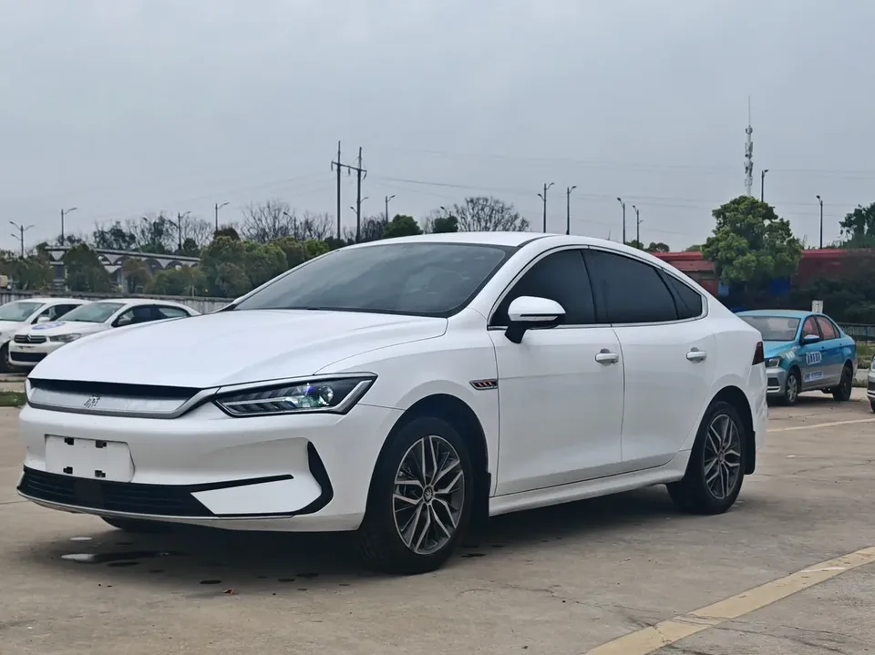 BYD Qin PLUS EV 2024
