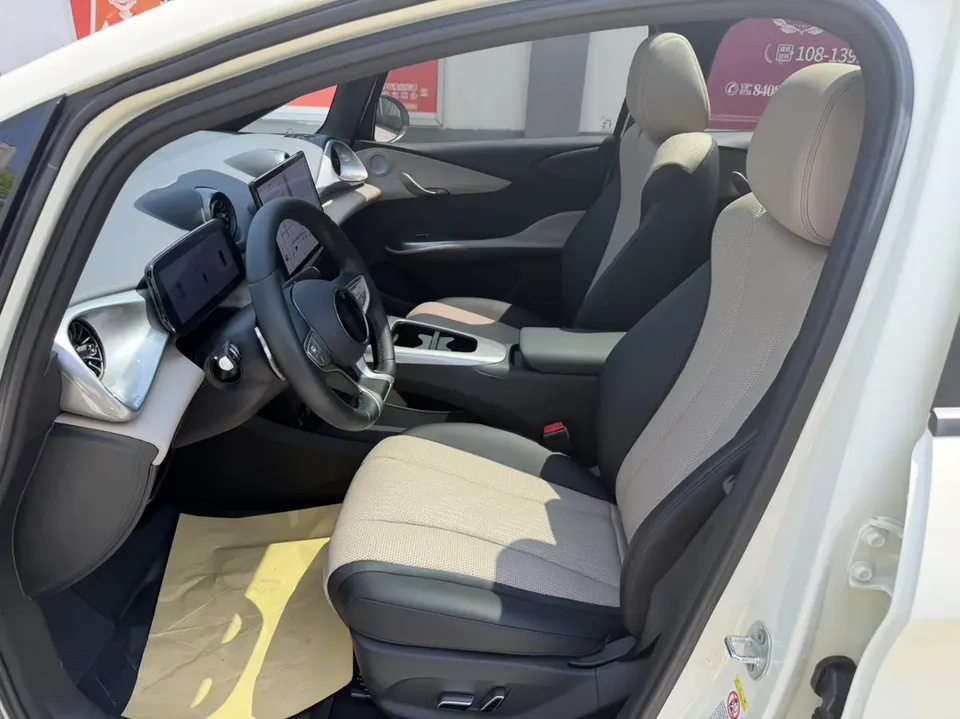 BYD Dolphin Smart Driving Edition 410KM Fashion Edition 2025 — миниатюра 3