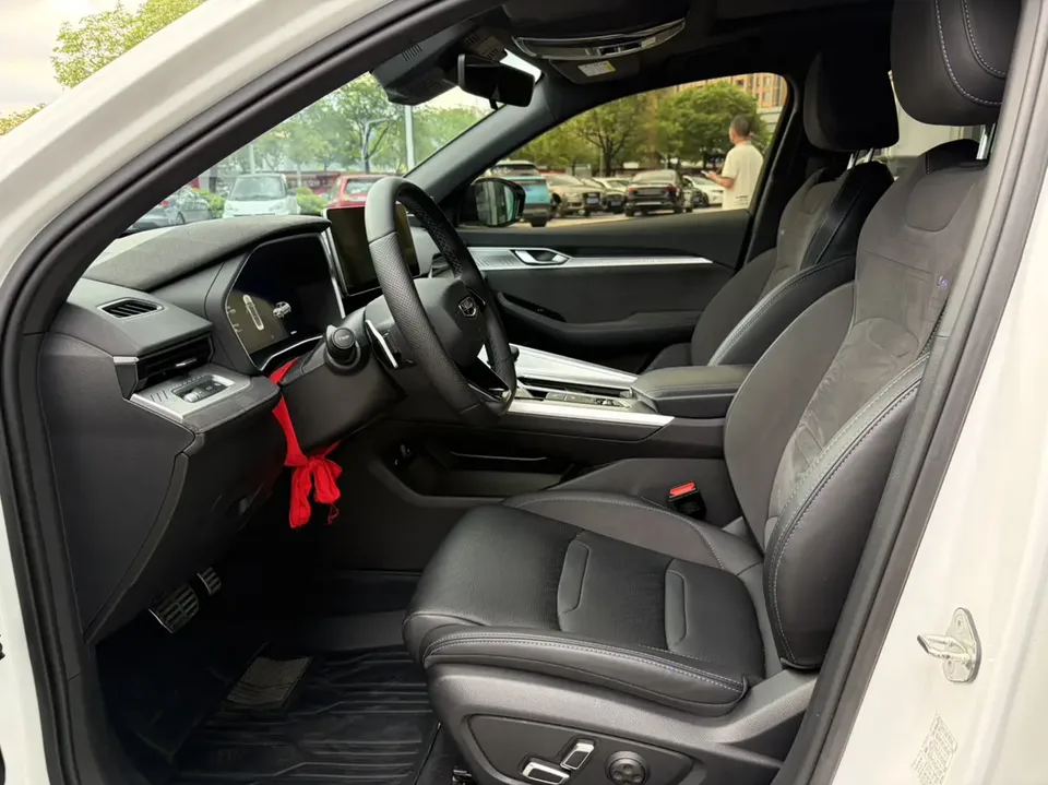 Geely Xing Rui 2.0T Qingyun Edition 2025 — миниатюра 3