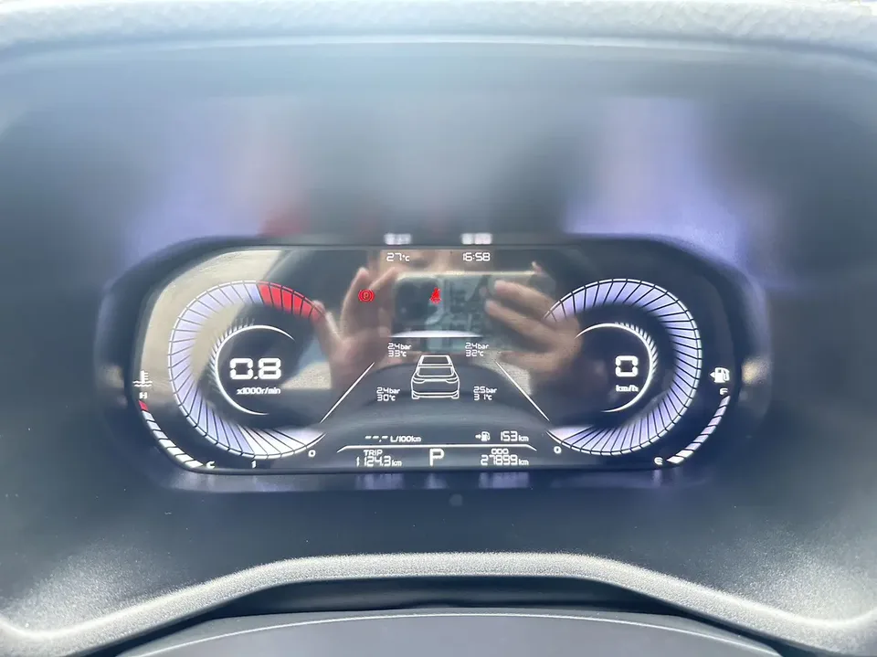 Geely Emgrand Emgrand 2023 4th Generation Champion Edition 1.5L CVT Premium 2024 — thumbnail 5