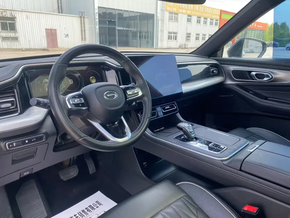 GAC Trumpchi GS8 Trumpchi GS8 2022 Pilot Series 2.0TGDI 2WD luxury smart connected version 6 seats 2022 — миниатюра 5