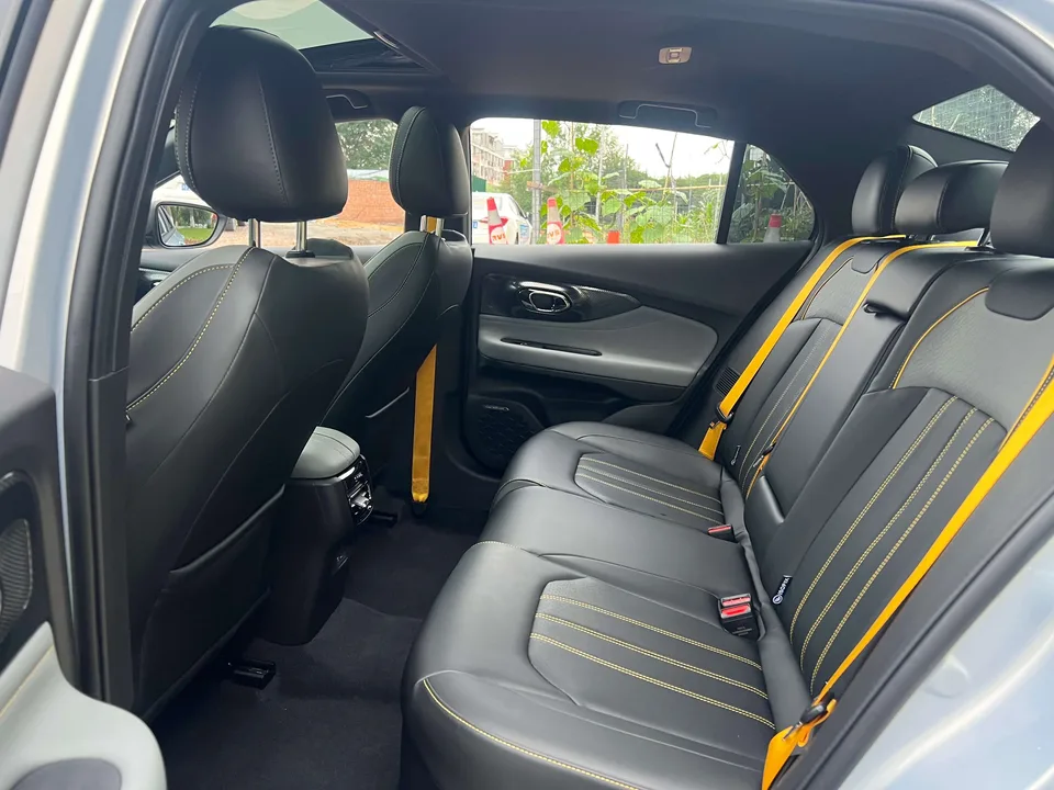 GAC Trumpchi Shadow Leopard Shadow Leopard 2023 2.0L DHT Intelligent Hybrid Edition 2023 — миниатюра 4