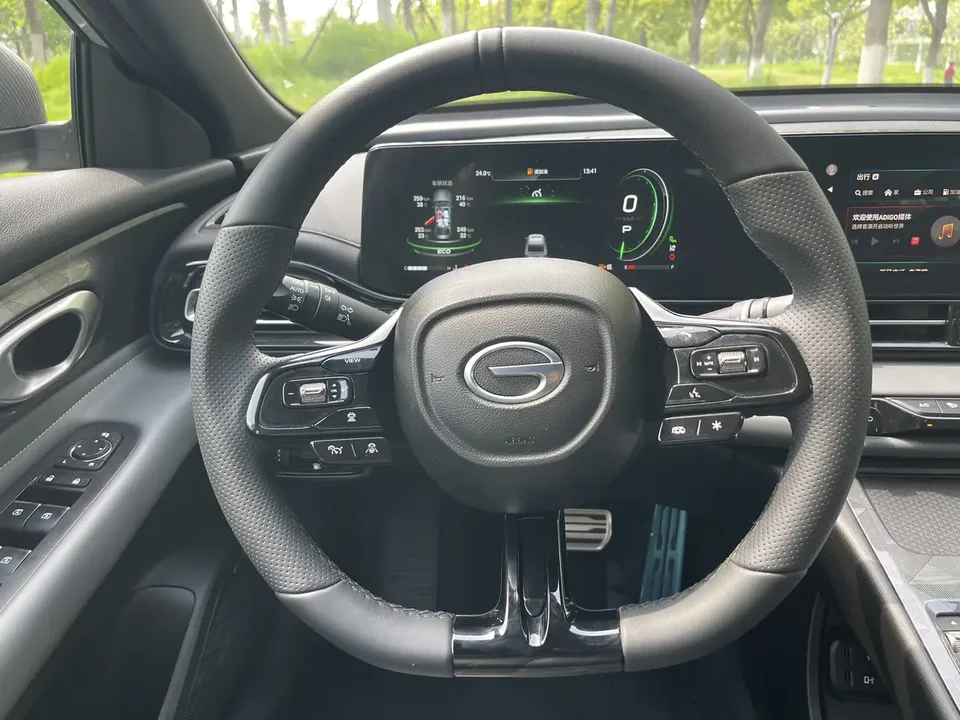 GAC Trumpchi Shadow Leopard 270T DCT R-Style 2025 — миниатюра 4